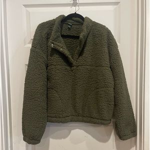 Fleece fuzzy pullover